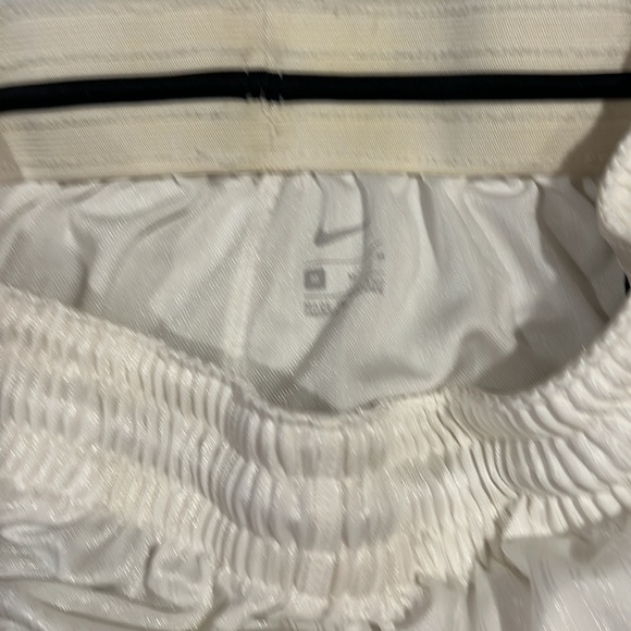 Nike white shorts - Picture 5 of 8